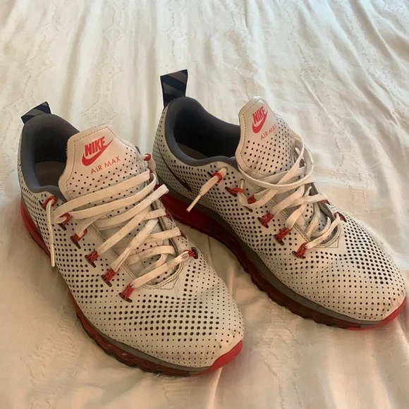 Nike | Shoes | Gently Used Nike Air Max Motion Us Mens Size  display picture 1